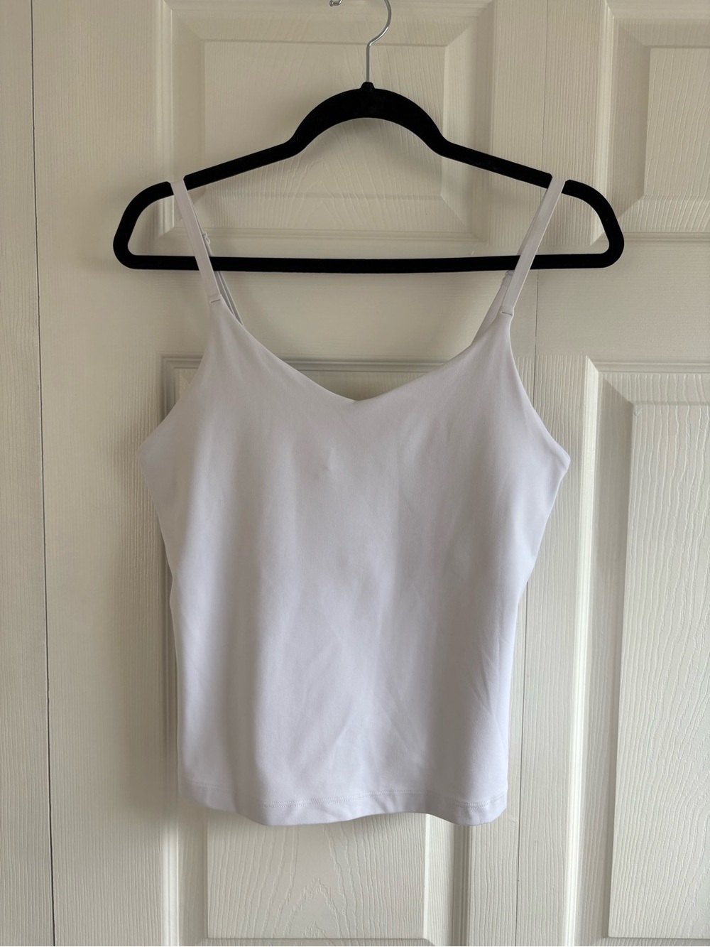 Athleta Renew Shelf Build In Bra Cami Tank Top White Yoga Pilates Gym Run M